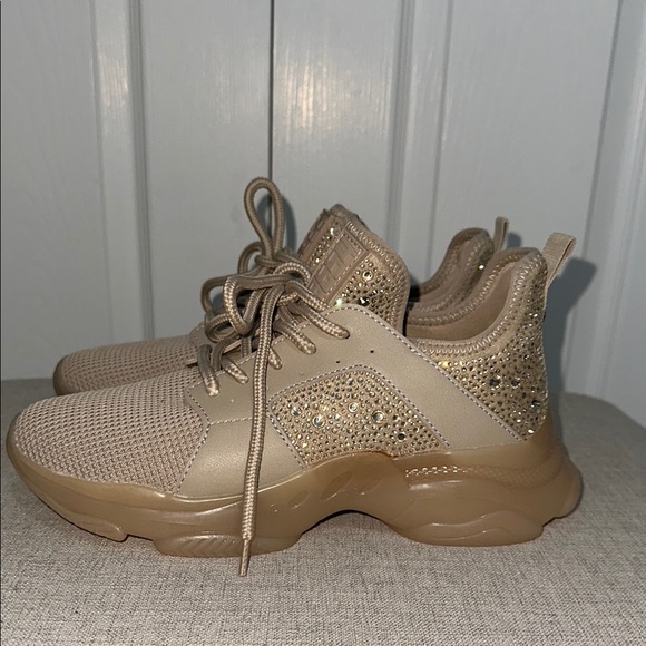 Steve Madden Shoes - Women's Steve Madden Ganzo Rhinestone Sneakers SZ 8.5
